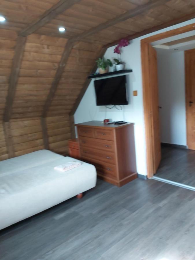 Kovacsszenaja Vendeghaz Villa ภายนอก รูปภาพ