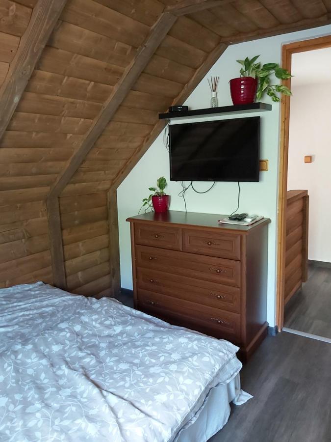 Kovacsszenaja Vendeghaz Villa ภายนอก รูปภาพ